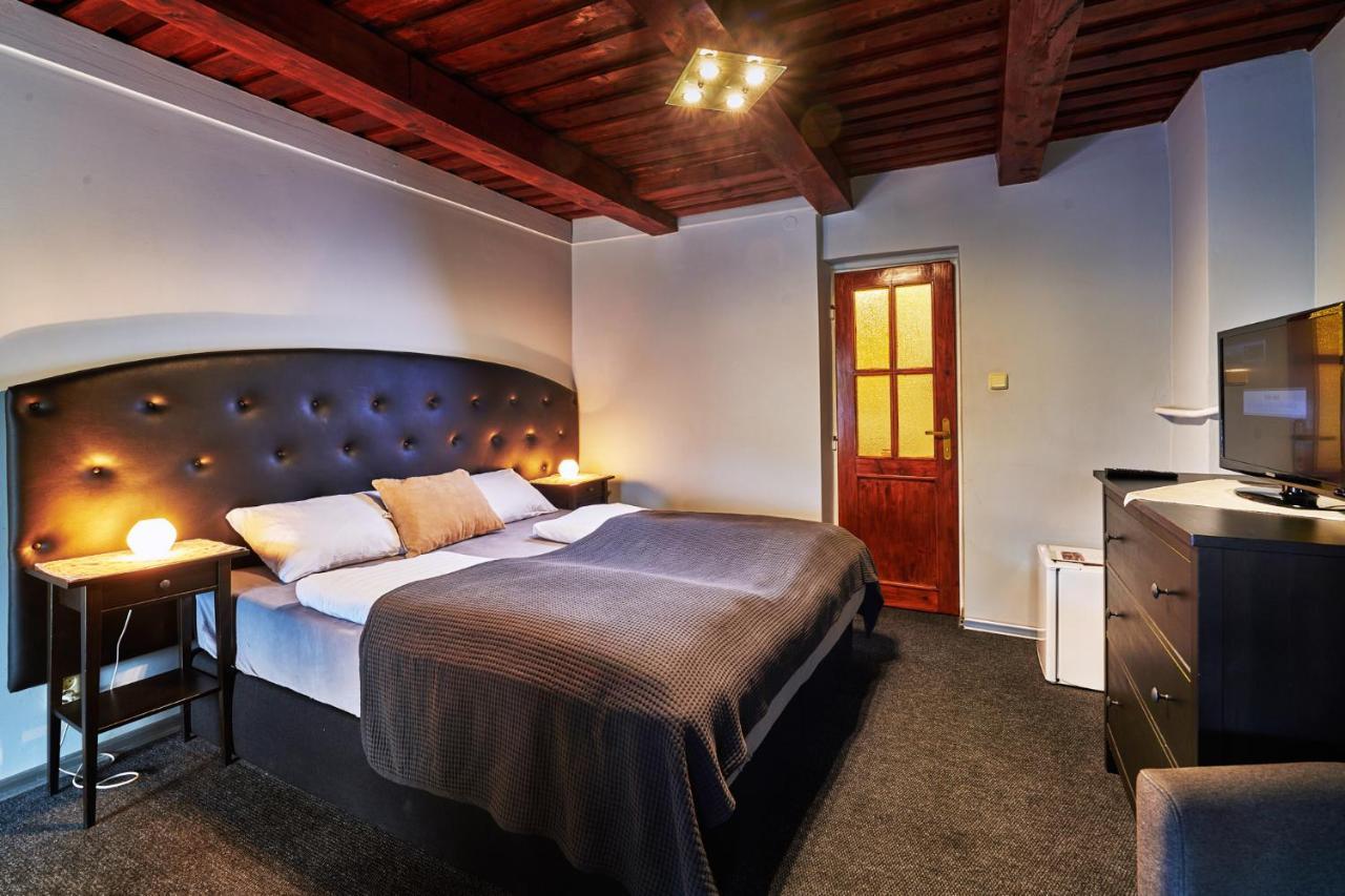 Penzion Na Kopci Banská Štiavnica エクステリア 写真